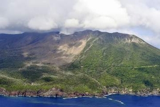 口永良部島警戒レベル2に　火山性地震増加で引き上げ
