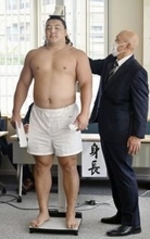 ブフチョローンら全員パス　九州場所の新弟子検査