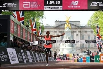 マラソン男子で初の2時間切り　サウェが1時間59分30秒