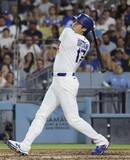 「大谷、逆転の27号2ラン　復帰の岡本は勝ち越し打」の画像1