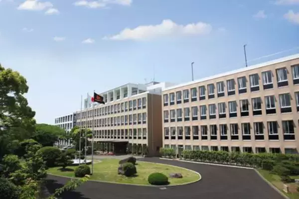 「加藤学園高等学校　2026年4月　創立100周年を迎えます」の画像