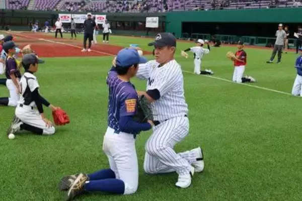 「中畑清氏・五十嵐亮太氏ら元プロ野球選手が直接指導！」の画像