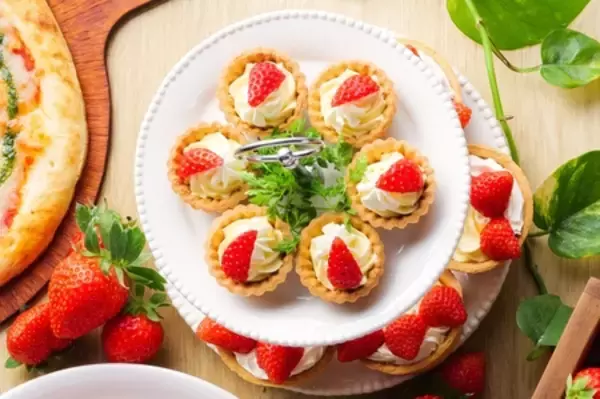 「伊良湖オーシャンリゾート 旬の田原産いちごを贅沢に味わう「いちごフェア」開催」の画像