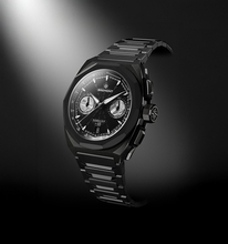 Bremont、限定モデル「Supernova Hawking」を発表