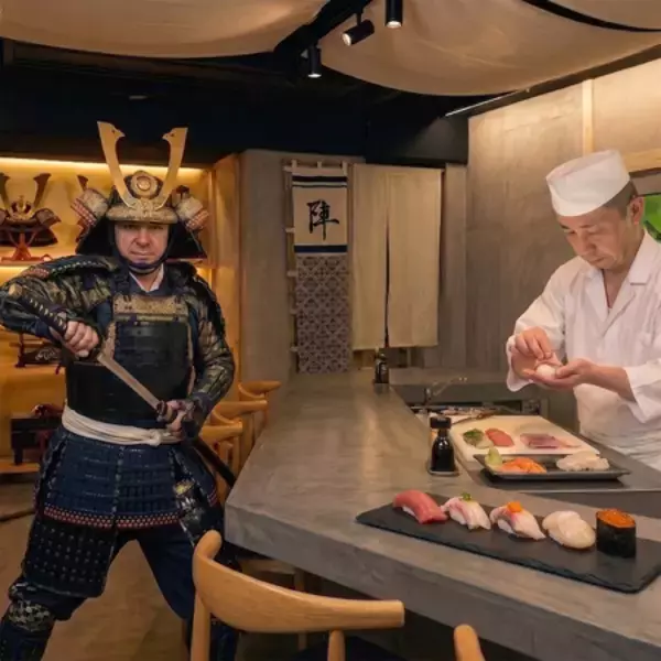 「浅草の寿司屋で天下統一！？ハリウッドスター級の注目を浴びる、世界一クレイジーな将軍体験型レストラン」の画像