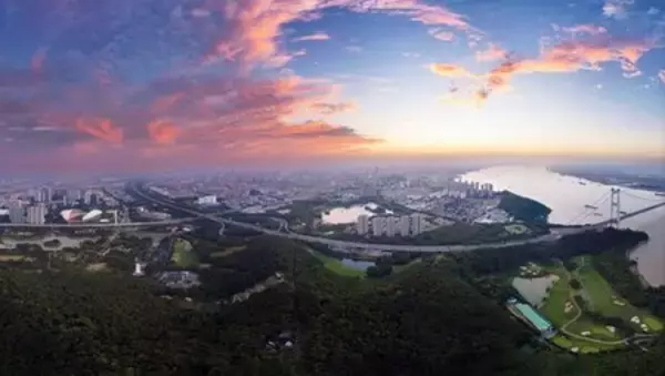 江陰市、黄金の秋投資月間（Golden Autumn Investment Month）を208プロジェクト・総額680億元で締めくくる