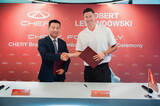 「CHERY（奇瑞汽車）、Robert Lewandowski氏を同社ブランド・グローバル・アンバサダーに正式採用したことを発表し、「家族のために（For Family）」というブランド理念のグローバルな発信を強化」の画像1