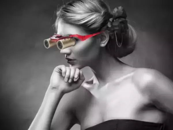 「「カブキグラス」に高級版　24K純金箔＋吉田華正の蒔絵　日本橋三越本店で先行発売」の画像