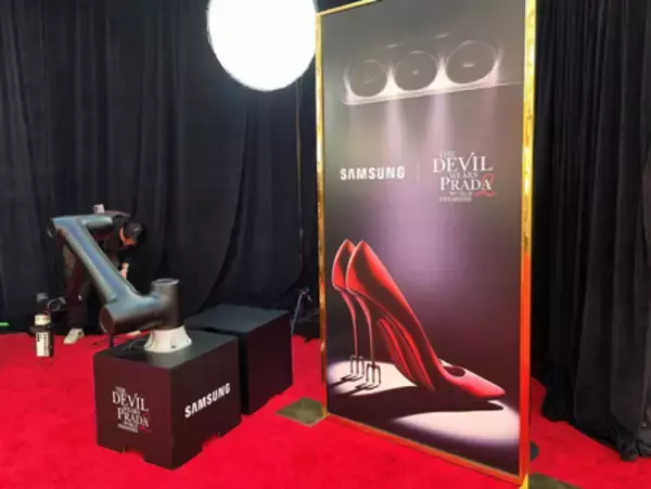 「映画『プラダを着た悪魔2』「Samsung Galaxy S26 Ultra」のグローバルコラボレーションを本日発表」の画像