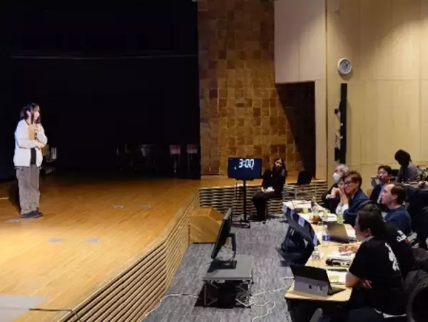 「【国内外の学生がビジネスアイデアを英語でプレゼン】」の画像