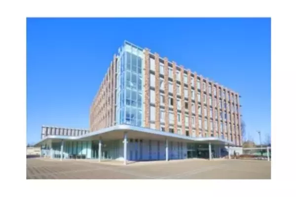 【立正大学データサイエンス学部】近隣の吉岡中学校向け「プログラミング教室」を8月18日に開催