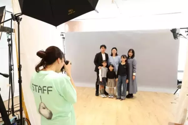 「dentsu Japan、従業員とその大切な人たちとの相互理解を深めるオフィスカミングデーを開催」の画像