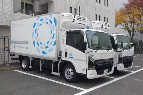 「名糖運輸グループが参画するバッテリー交換式「エルフＥＶ」を使用した配送実証の出発式に参加しました」の画像