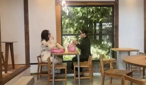 「【長崎・夏のお出かけ新スポット】佐世保の「chill cafe(チルカフェ)」にランダムな出会いを求めて」の画像