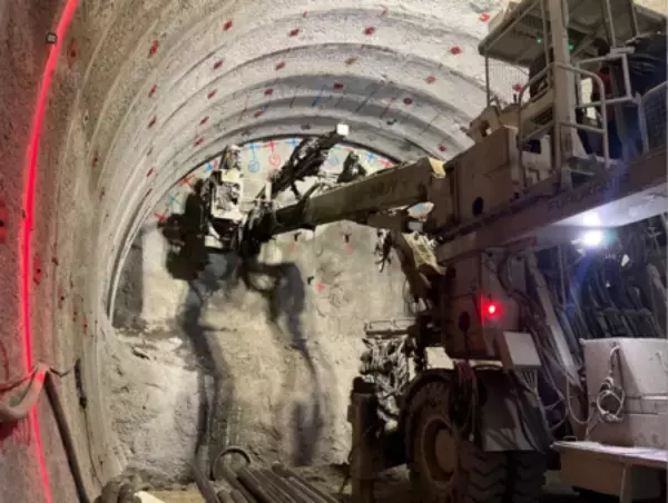 「鉄道・運輸機構サステナビリティボンド：大和証券の窓口で購入・投資表明をいただけます」の画像