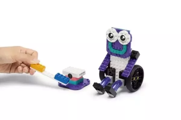 「レゴ（R）エデュケーション 小学1年生から中学3年生までのハンズオン (実体験型) コンピュータサイエンス＆AI教材を発表」の画像