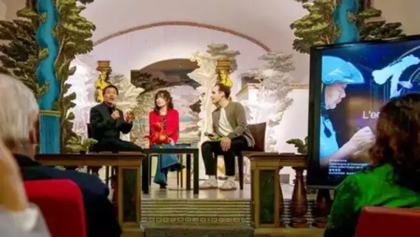 「午後3時（At Three in the Afternoon）」：国境を越えた詩的対話