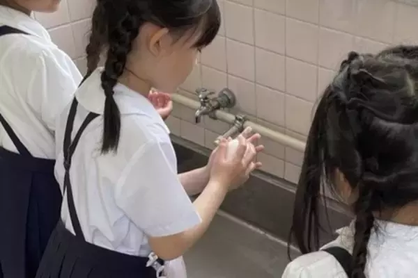 「活動開始から12年、全国展開達成！　「手あらい」プラス「体あらい」で日常の衛生習慣を強化」の画像