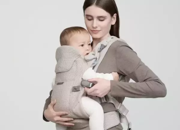 「『BABY CARRIER ON Pittoresk』がアカチャンホンポにて5月29日（金）より販売開始！」の画像