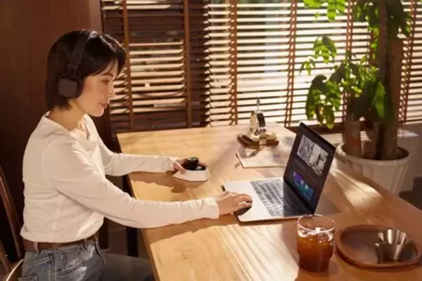 「XPPen、同社初の編集コンソール「Pilot Pro」を発表、プロ向け編集作業の新基準を提示」の画像