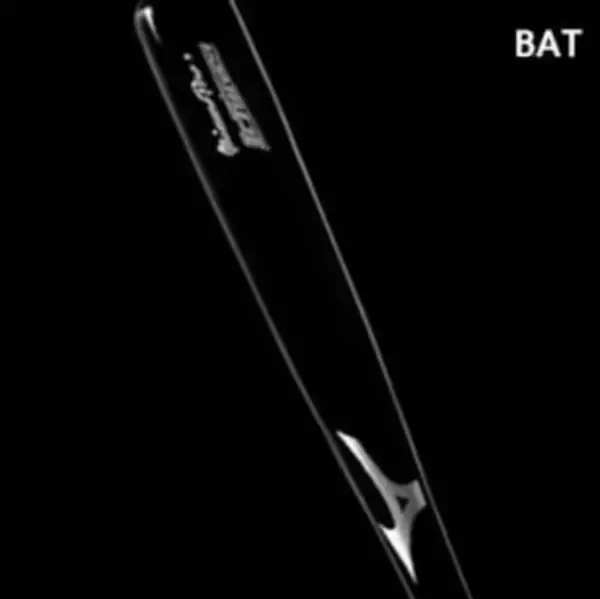 「『イチロープレミアムフィギュア』数量限定3,089体！　本日12/12(金)正午12時より申込受付開始！」の画像