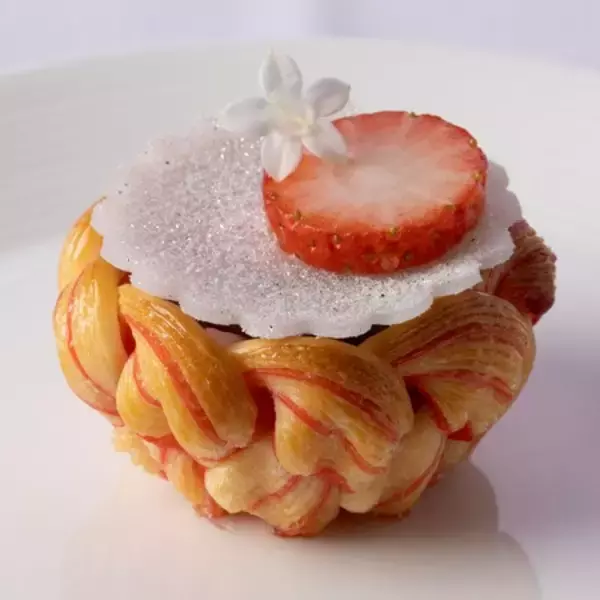 「魅惑のStrawberry Time 2026　3月1日（日）～4月30日（木）」の画像