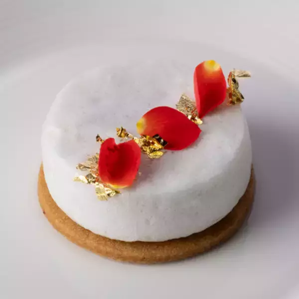 「魅惑のStrawberry Time 2026　3月1日（日）～4月30日（木）」の画像