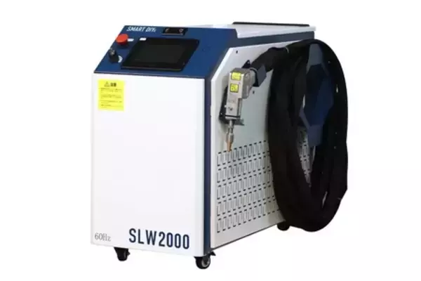 「レーザー溶接機の安全対策を強化。組み合わせ可能な「専用パーテーション」と「遮光カーテン」を発売開始」の画像