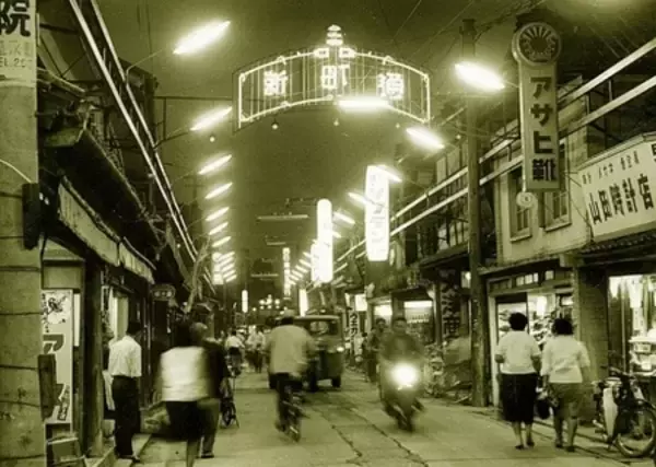 「西日本各地から名車や旧車が勢ぞろい！「第21回昭和の町レトロカー大集合」開催（大分県豊後高田市）」の画像