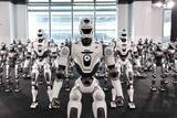 「EngineAI、深センインテリジェント製造基地を立ち上げ、量産型ヒューマノイドロボット「T800」の初出荷分がラインオフし、本格的な納品を開始」の画像1