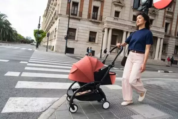 「ストッケのベビーカー新モデル「Stokke® YOYO⁵」 8月28日（金）よりアカチャンホンポで先行販売開始」の画像