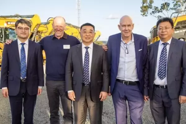 XCMGのYang Dongsheng会長、徐州市代表団とともにインドネシアとオーストラリアを経済・貿易訪問