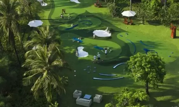 「スポーツを通じてつながる：Hyatt Regency Danang Resort and Spaで楽しむアクティブな家族旅行」の画像