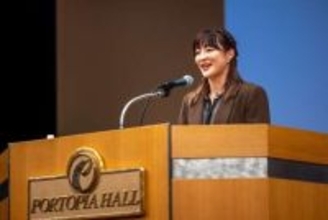 60周年を迎え男女共学化4年目の入学式  4年連続入学定員を超える入学者