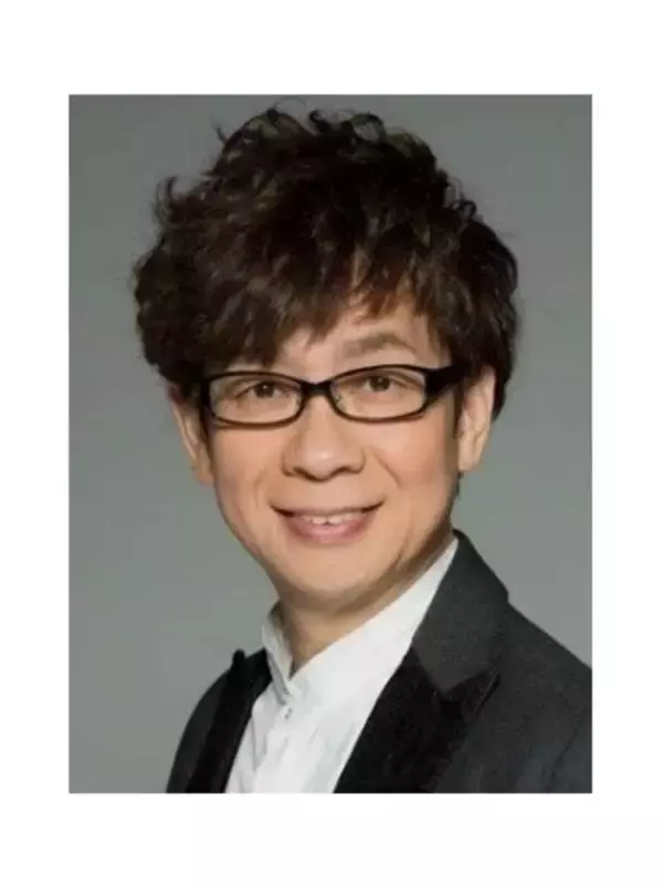 「山寺宏一さんが1人4役スマホキャラクターを演じ分ける新WEB動画「撮られてるかもミュージカル」篇を公開」の画像