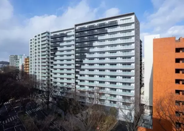 高級賃貸マンション「ロイヤルパークス仙台青葉通」・  学生寮「Miraiフォレスタ仙台青葉通」竣工