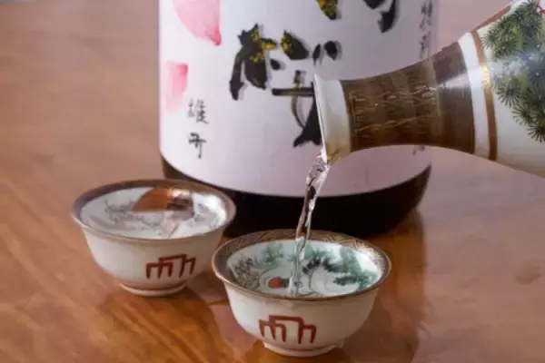 「桜の季節に、もうひとつの桜を!  日本酒『熱海桜』を味わう期間限定「熱海桜フェア」を開催」の画像