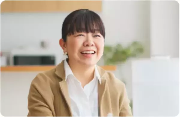 「発売後2,000台が完売したほ乳びんの除菌＆乾燥機」の画像