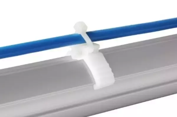 「配管・配線固定アクセサリ2種と電線保護アクセサリの新製品発売について」の画像