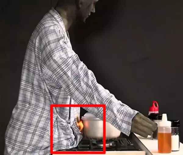 「【注意喚起】冬の“もふもふ”接近注意報！ ～ガスこんろの事故で気を付けたい4つのポイント～」の画像