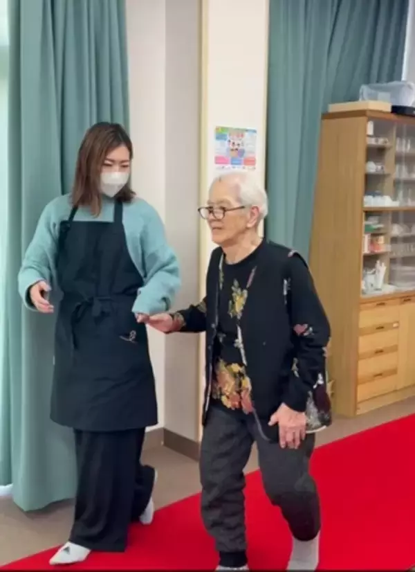 「95歳の挑戦　3／25広島で福祉つめケア専門士らが高齢者ファッションショー開催」の画像