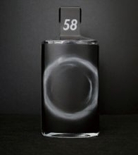 クラフトジン「宇宙ジンダークマター」が2026年4月12日に地球上陸。アルコール度数58%の衝撃。