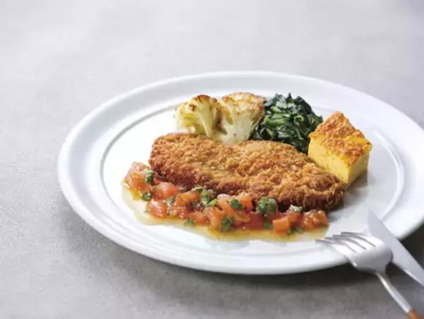 「ホテルショップ「ガルガンチュワ」　苺を使用したスイーツでショーケースを彩る「苺DAYS」を開催」の画像