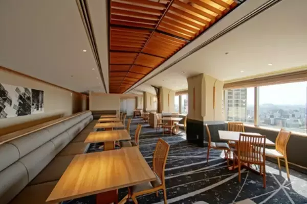 「アートホテル大阪ベイタワー 料理長が贈る 冬のごほうび御膳 あったか鍋×アフタヌーンティースタイル」の画像