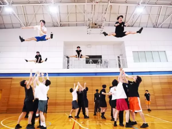 チアするサラリーマン「Cheer Re-Man's（チアリーマンズ）」 の単独公演を開催！ 稽古場インタビューが到着