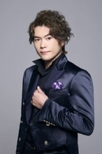 ミュージカル界の “シュガー” こと佐藤隆紀、 即日完売のソロコンサート第２弾が決定！