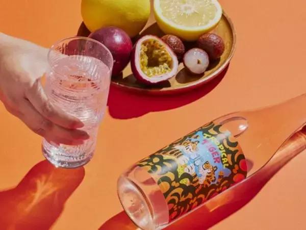 小正醸造・本格芋焼酎「TROPICAL TIGER」を夏本番に向けて季節・数量限定で再発売