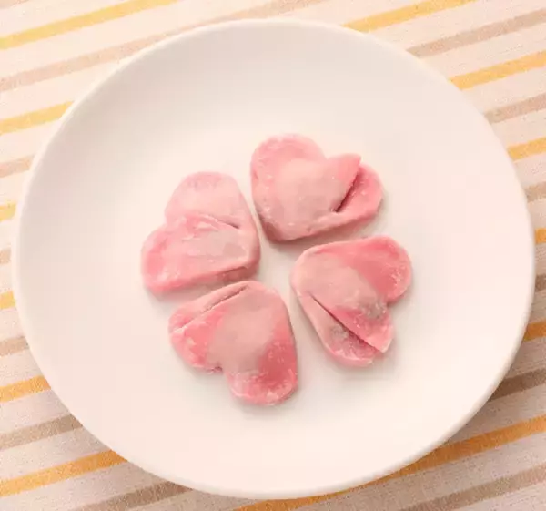 「大阪名物ひとくち餃子の点天から 季節限定「えび餃子」と バレンタイン限定「ハート型餃子」販売のお知らせ」の画像