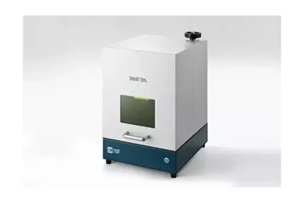 「動かせない大型部品にもその場で刻印。20Wポータブルファイバーレーザーマーカー【LM100P】64.9万円(税込)」の画像