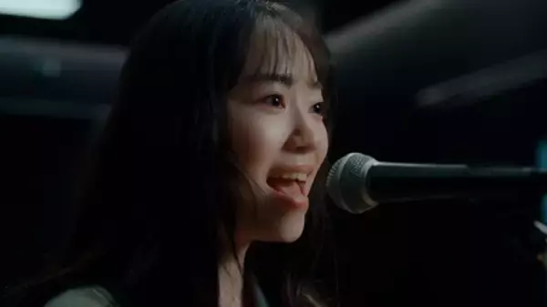 「俳優・杏花さんがKANA-BOON「シルエット」を初カバー　　サントリー「ほろよい」新WEBムービー公開」の画像